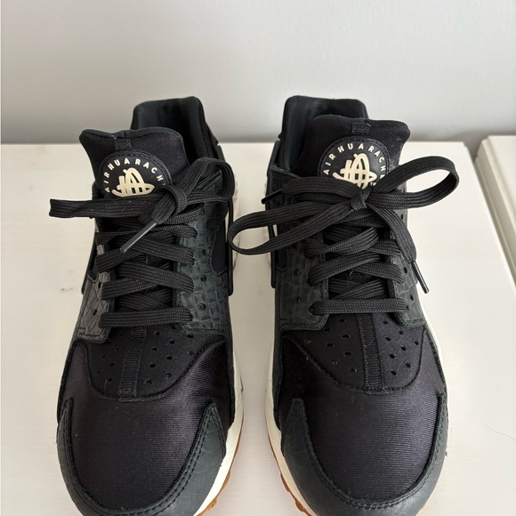 RARE Nike Air Huarache Run Premium "Black Snakeskin (Size 8) - Picture 2 of 8